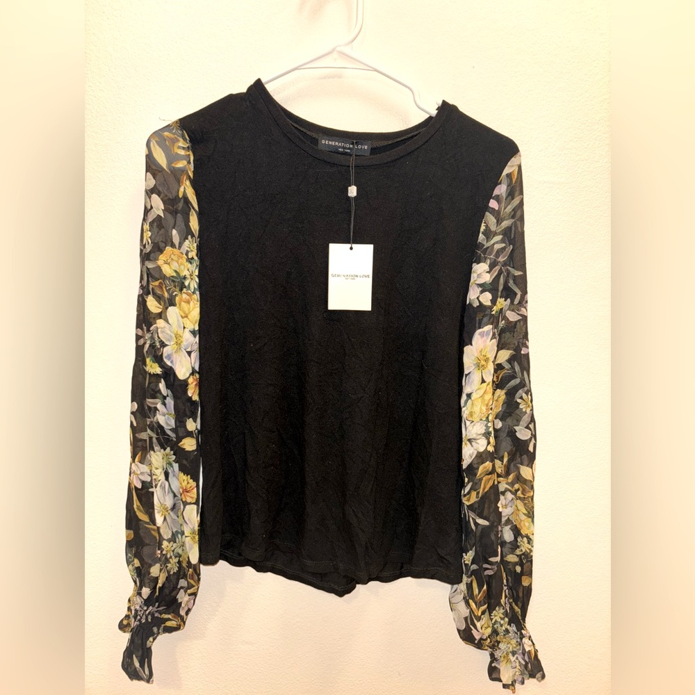 NWT generation love top